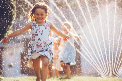 kids playing in the summer